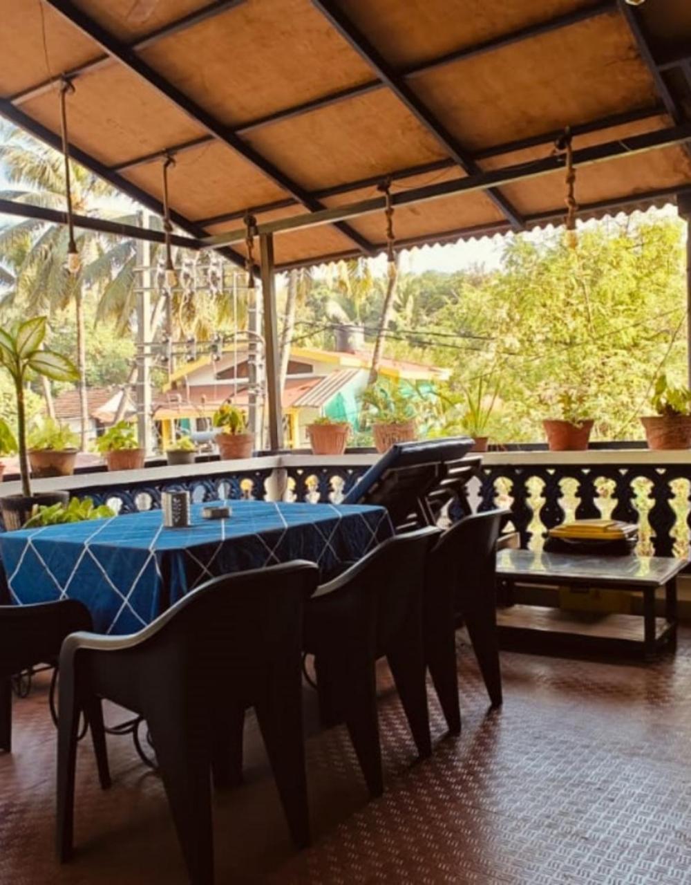 Curlies Blue House Villa Anjuna Exterior photo